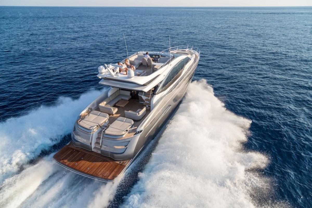 LOCATION YACHT PRINCESS S78