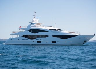 LOCATION YACHT SUNSEEKER 131