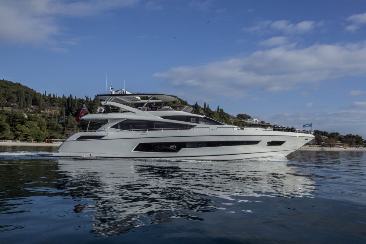 LOCATION YACHT SUNSEEKER 75