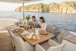 Location bateau Princess 30M dans le sud de la France - pont arrière
