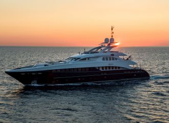 HEESEN 44M