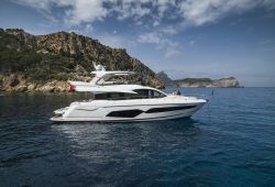 Location yacht Sunseeker Manhattan 66 dans le sud de la France - en croisire