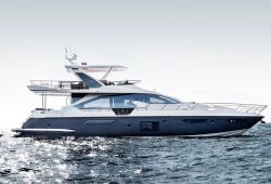 Location yacht Azimut 72 dans le sud de la France - en croisière