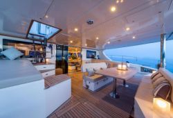OMBRE BLU Sunreef 70 catamaran boat rental - exterior main deck