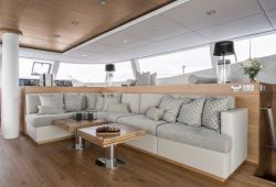 CALMAO Sunreef 74 catamaran boat rental - main deck