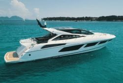 Location yacht Sunseeker Predator 68 dans le sud de la France - en croisière