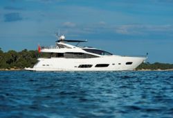 Location yacht Sunseeker 28m dans le sud de la France - en croisière