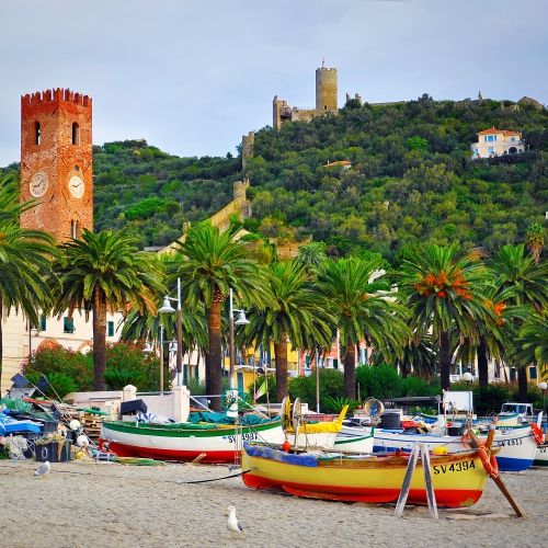 La station balnaire de Noli sur la Riviera italienne