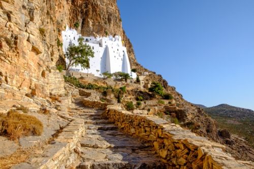 Le monastre de Hozoviotissa sur l'le secrte d'Amorgos en Grce