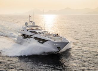 SUNSEEKER 116 EN NAVIGATION