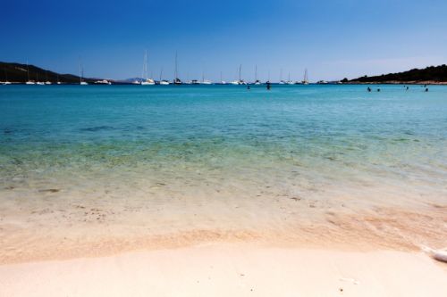 La plage de Saharun dans la rgion de Zadar en Croatie