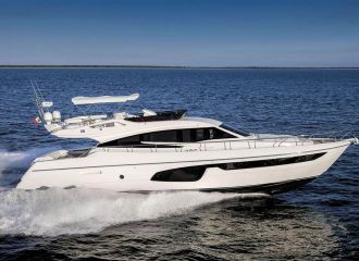 LOCATION YACHT FERRETTI 650