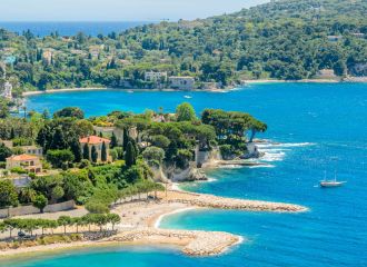 Location yacht Côte d'Azur, louer un yacht dans le sud de la France