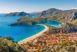 Le village balnaire d'ldeniz sur la Riviera turque