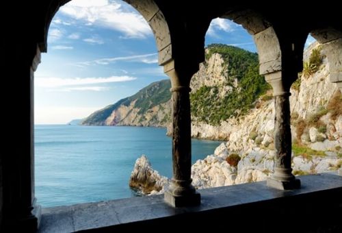 Les votes de l'glise de San Pietro dans le village de Portovenere