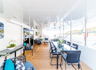 PONT ARRIRE TABLE