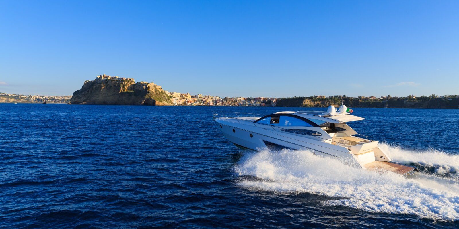 yacht de luxe saint tropez