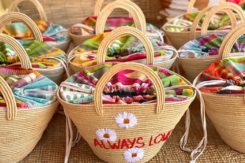 Panier en rotin personnalis par Mana Saint-Tropez