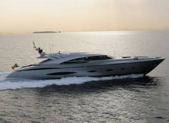 LOCATION YACHT AB140