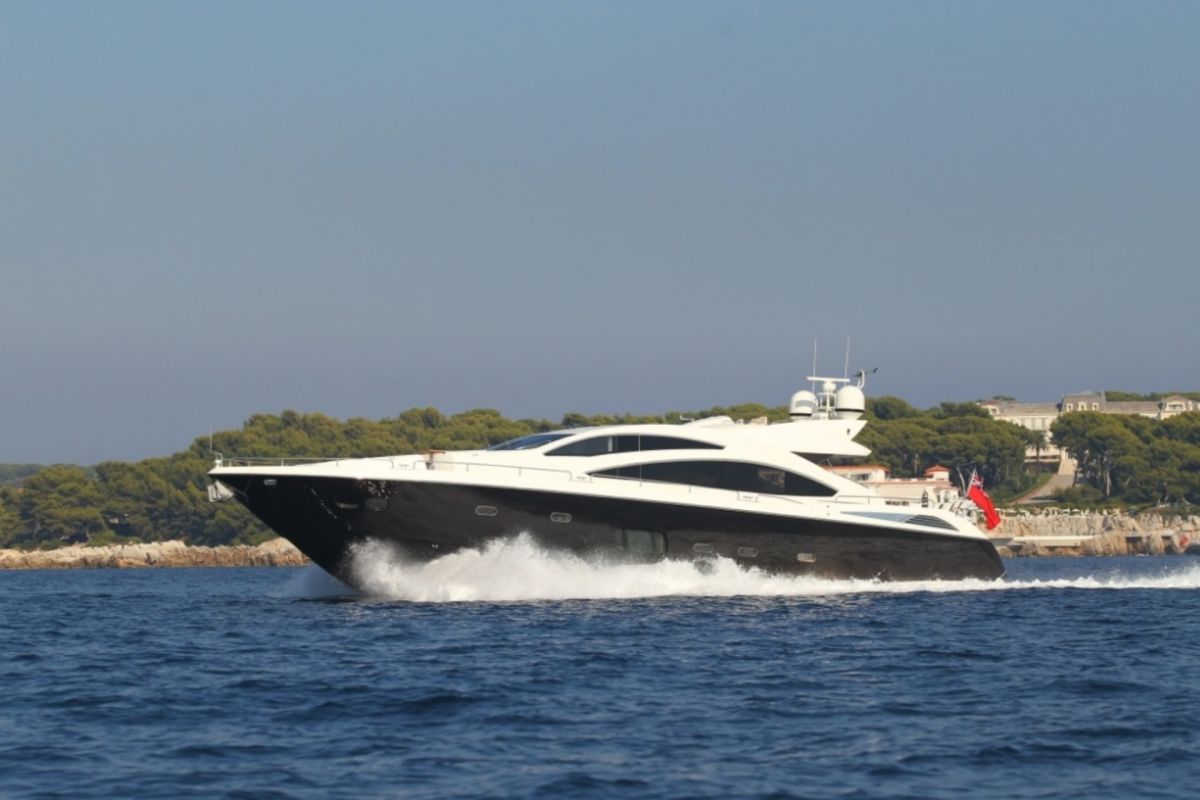 LOCATION SUNSEEKER PREDATOR 84