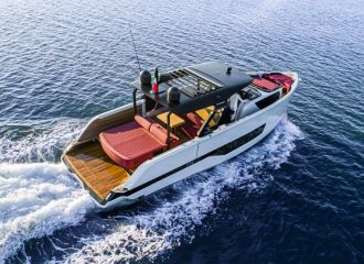 LOCATION YACHT CRANCHI A46