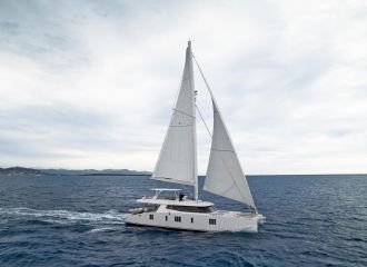 LOCATION YACHT SUNREEF 74