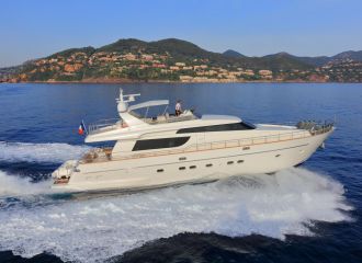 YACHT SAN LORENZO 72