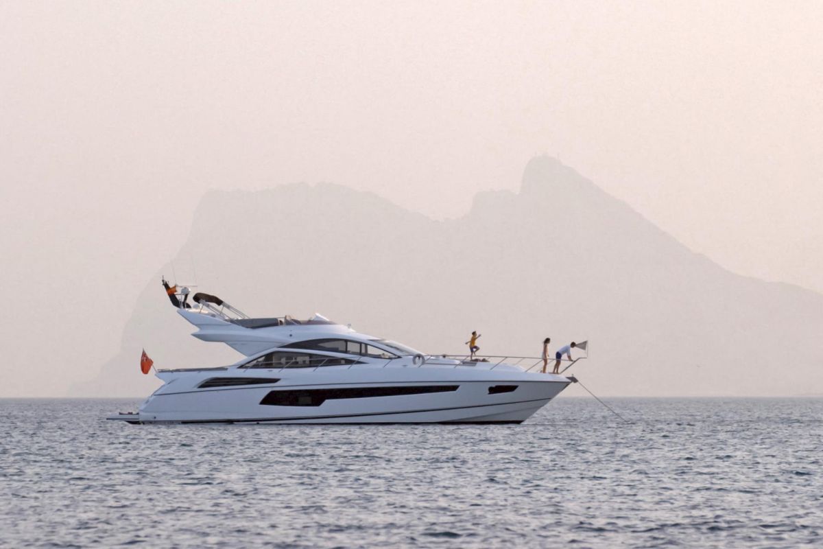 SUNSEEKER 68 EN NAVIGATION