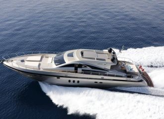 LOCATION YACHT JAGUAR 80