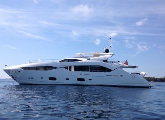 LOCATION YACHT SUNSEEKER 115