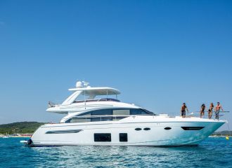 LOCATION YACHT PRINCESS 68